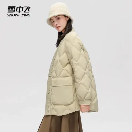 雪中飞2023秋冬新款女士短款大V领羽绒服廓形时尚菱格鸭绒保暖图片