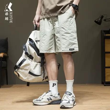希越褶皱感冰丝短裤男夏季凉感过膝宽松大码薄款外穿五分休闲裤子商品大图
