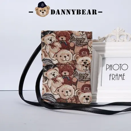 Danny Bear/丹尼熊斜挎手机袋女包小熊帆布包轻便休闲百搭1115052商品大图