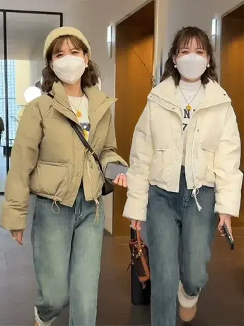 今年流行羽绒服女2023冬季新款小个子厚爆款面包服白鸭绒短款外套图片