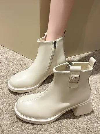 英伦风粗跟厚底马丁靴女2023秋季新款网红爆款百搭超火炸街小短靴图片