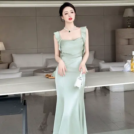浪漫复古无袖露背小礼服平时可穿小众轻奢减龄显瘦吊带连衣裙长款图片