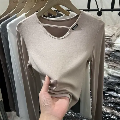 欧货设计感短款高腰挂脖螺纹长袖T恤女2023春装新款洋气小衫上衣图片