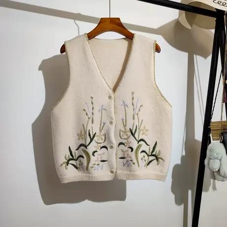 刺绣花朵针织马甲开衫女春秋新款设计感小众宽松v领毛衣背心外套商品大图