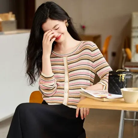 时尚气质针2023年秋季新款女士休闲修身百搭条纹长袖度短款针织衫图片