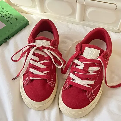 Betoo 低帮红色小众帆布鞋女ins百搭板鞋2022冬季新款休闲百搭鞋商品大图