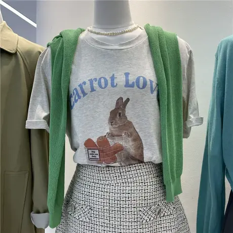 十三行时尚卡通兔子字母印花圆领短袖t恤女宽松打底衫春季上衣潮商品大图