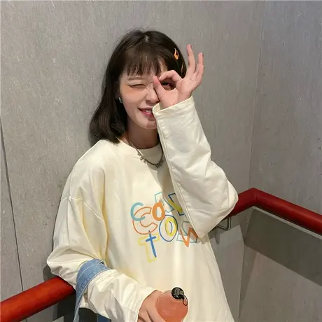 红续原创春秋新款韩版宽松薄款圆领长袖套头卫衣女ins盐系慵懒风图片