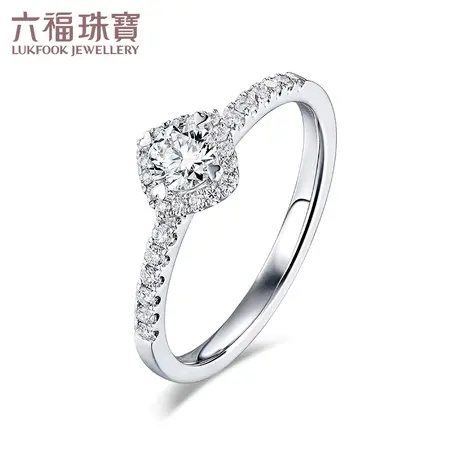六福珠宝群镶钻石戒指爱很美系列18K金婚戒求婚钻戒定价LB29333A商品大图
