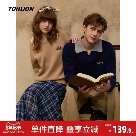 唐狮2026秋冬季新款情侣款假两件左胸绣花翻领毛线衫慵懒风高级感图片