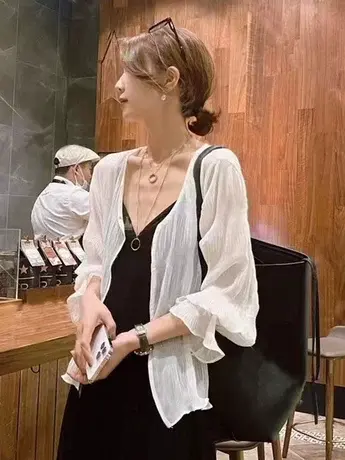 设计感薄款防晒开衫女夏季韩版2025新款褶皱V领外搭长袖衬衫上衣商品大图
