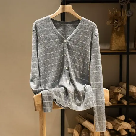 享永子条纹羊毛针织开衫女春秋文艺复古百搭毛衣外套宽松2023新款图片