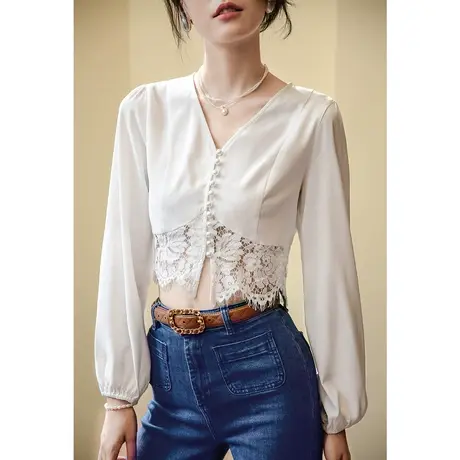 法式蕾丝白衬衣长袖v领短款露脐上衣女夏白色缎面衬衫高级感衣服图片