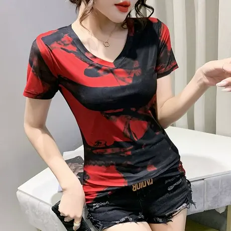 女装2024新款潮时尚V领T恤女短袖夏复古印花上衣洋气修身网纱体恤商品大图