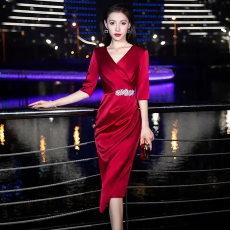 晚礼服女2024新款中长款轻奢小众气质红色宴会连衣裙平时可穿时尚图片