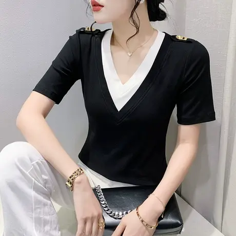 假两件T恤女五分袖2023夏季新款欧货气质设计感上衣百搭V领小衫潮图片