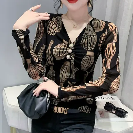 春装网纱上衣女ins时尚洋气性感V领印花长袖T恤修身显瘦打底衫潮图片