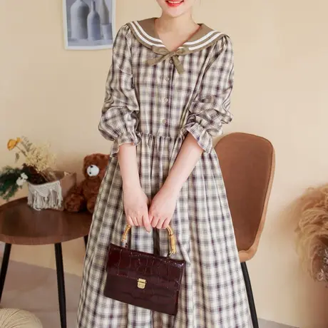 【买一送一】学院感棉质格纹撞色海军领连衣裙大码春长袖大码长裙商品大图