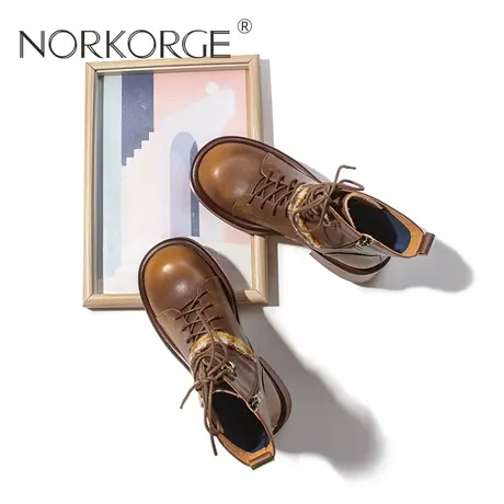 复古棕色美拉德厚底系带时装马丁靴图片