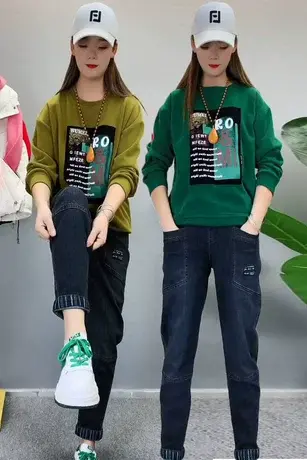 时尚欧货大码套装秋高街穿搭女洋气减龄炸街卫衣+牛仔裤两件套装图片