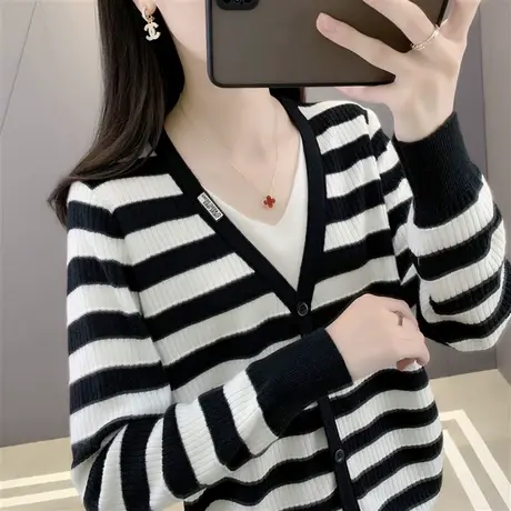 洋气假两件长袖上衣女秋装新款韩版宽松套头V领毛衣女打底针织衫商品大图