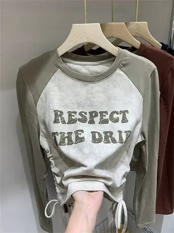 欧货2023早秋新款宽松显瘦圆领拼接字母印花抽绳短款长袖T恤女潮图片