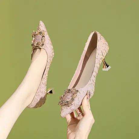 小香风单鞋女2024年新款春秋方扣尖头水钻气质百搭名媛细跟高跟鞋图片