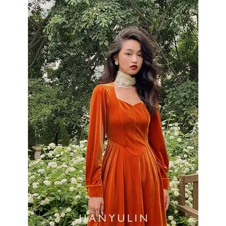 韩语琳年新款复古港风泡泡袖方领丝绒连衣裙女秋长袖修身显瘦图片