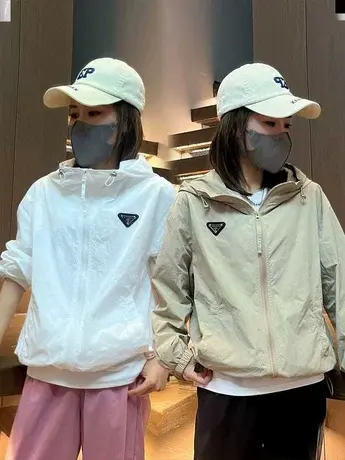 欧货简约百搭连帽防晒服外套女2023夏薄款冲锋衣防晒夹克上衣潮商品大图