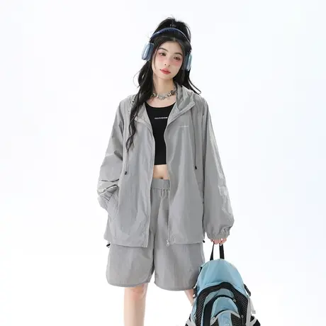 潮牌连帽防晒衣女夏季2024新款薄款复古运动外套宽松情侣装防晒服图片