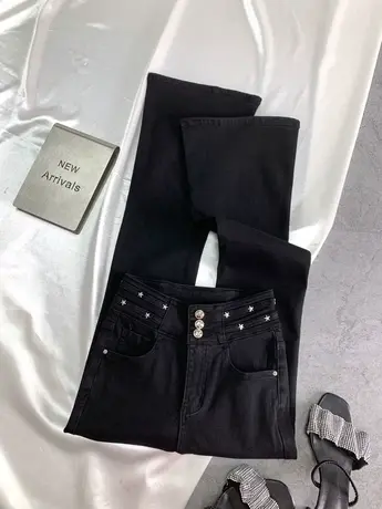 美式排扣铆钉牛仔喇叭裤2023冬款加绒加厚显瘦高腰弹力包臀微辣裤图片