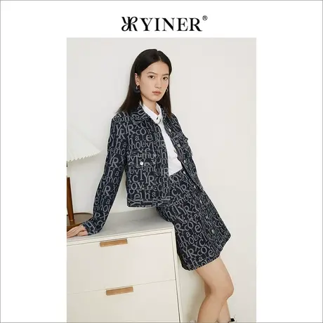 YINER音儿商场同款女装2021秋季新款字母印花POLO领短外套商品大图