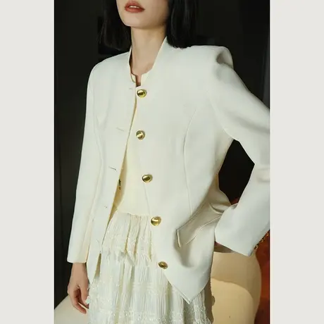 2024春季新款时尚简约气质高级感立领单排扣长袖立领显瘦短外套女图片