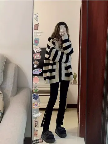 毛衣外套女2023爆款春秋季慵懒风宽松小众设计感复古针织开衫上衣商品大图