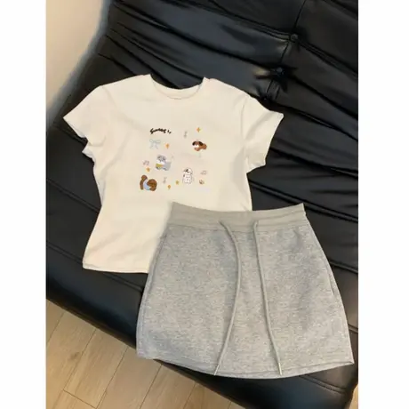 绝美正肩白色短袖t恤女夏季显瘦气质减龄趣味短款上衣设计感小众商品大图