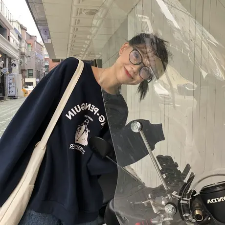 卫衣2024新款女网红款春秋薄款学生韩版宽松超火cec外套洋气女ins图片