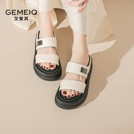 戈美其绝美一字带银色凉鞋女夏外穿2025新款松糕凉拖鞋踩屎感拖鞋图片