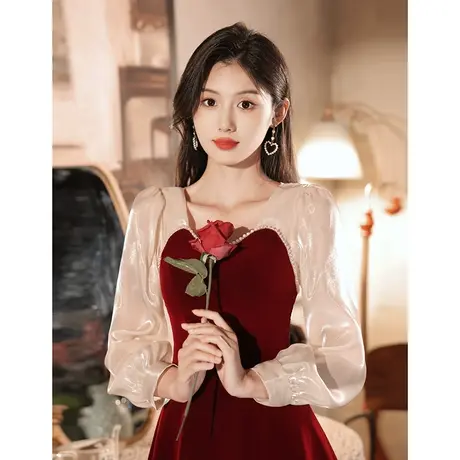 长袖敬酒服新娘2024新款冬季高级感小个子订婚礼服连衣裙平时可穿图片