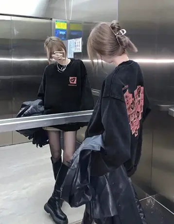 美式复古卫衣女秋冬季圆领加绒加厚宽松慵懒风小众设计感潮牌上衣图片