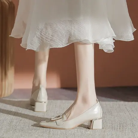 尖头职业单鞋女2023年春夏新款性感浅口粗跟高跟鞋法式气质工作鞋图片