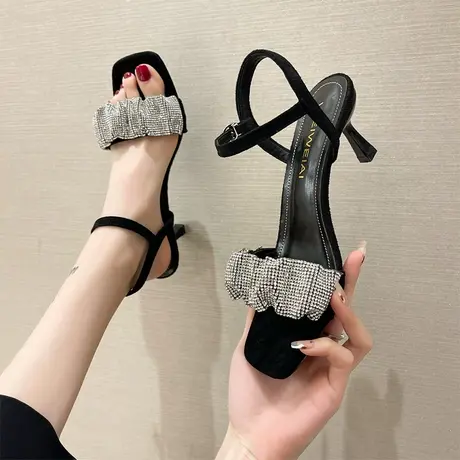 时装法式粗跟凉鞋女夏2024年今年新款水钻晚晚风一字带细跟高跟鞋图片