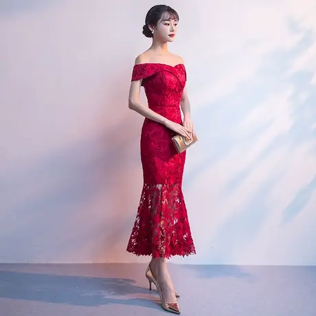 一字肩敬酒服新娘2024新款夏季酒红色结婚订婚回门礼服女修身鱼尾图片