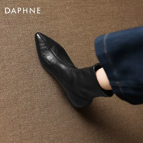 达芙妮尖头短靴女2026新款冬季加绒法式平底瘦瘦靴子内增高马丁靴商品大图