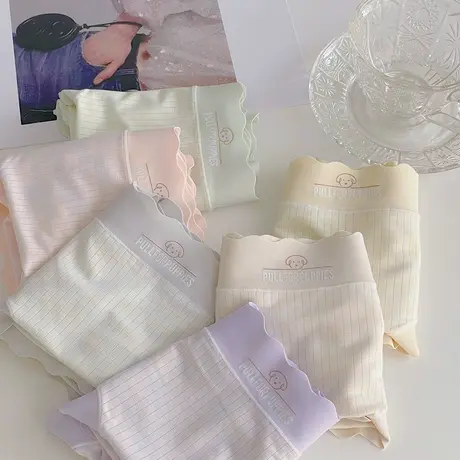 无痕内裤女夏季彩色蚕丝棉裤档舒适透气中腰日系少女风甜美三角裤商品大图