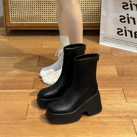 鞋子马丁靴女2023年新款秋季瘦瘦靴小个子高跟粗跟网红复古小短靴图片