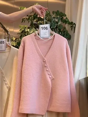 秋冬新韩版时尚休闲不规则V领气质显瘦针织开衫毛衣外套宽松显瘦图片