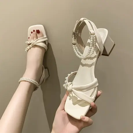 粗跟凉鞋女夏季中跟2022新款时尚珍珠女士配裙子仙女一字带罗马鞋图片