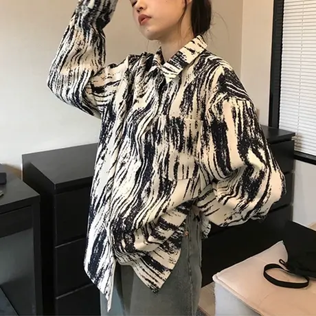 扎染衬衫女春秋复古港风宽松韩版设计感小众外穿法式别致长袖上衣图片