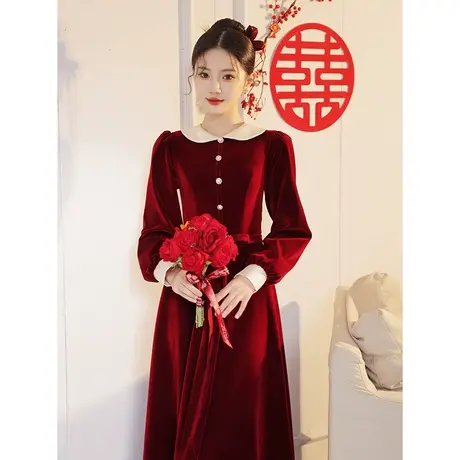 长袖敬酒服新娘2023新款冬季酒红色结婚订婚礼服连衣裙回门娃娃领图片