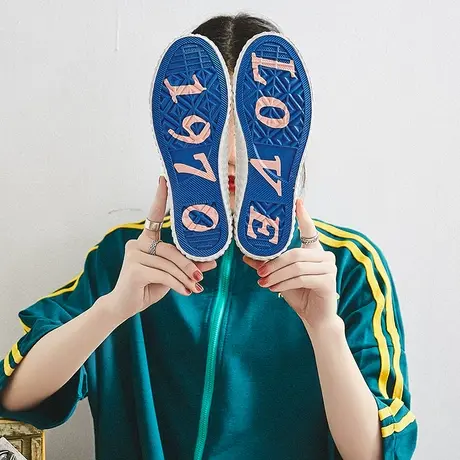 小脏橘帆布鞋女2020新款情侣潮鞋学生韩版百搭超火泫雅风饼干鞋子图片